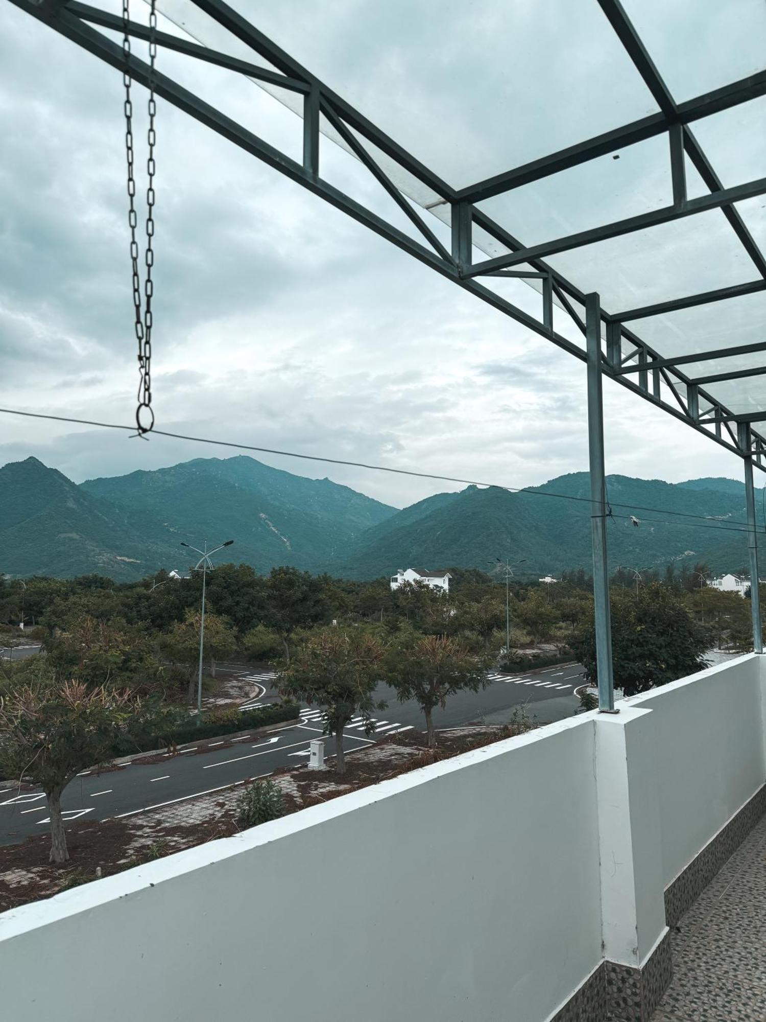 Cam Ranh Surf House Hotel Cam Lam Exterior photo